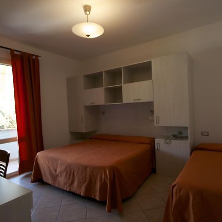Hotel Il Pino San Vincenzo Esterno foto