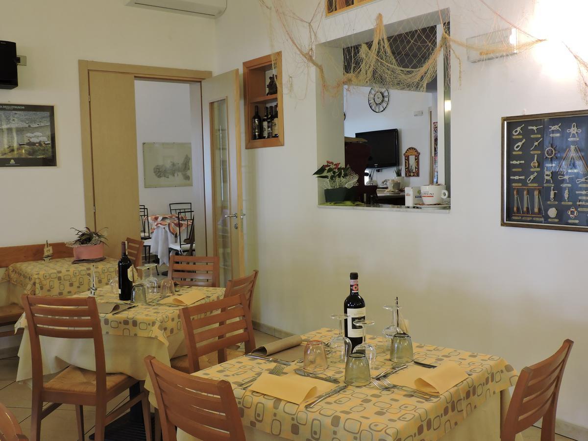 Hotel Il Pino San Vincenzo Esterno foto